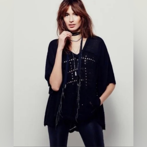 Free People Summer Loving Linen Blend Blouse in Black Small NWT MSRP $98 FP1008 - Picture 2 of 14